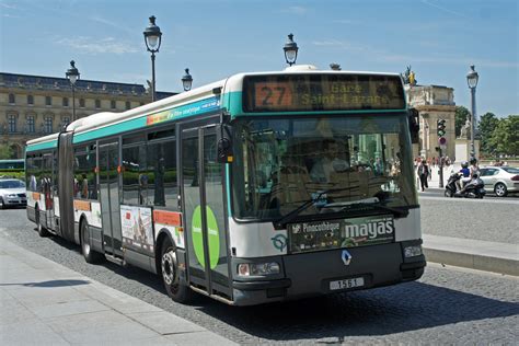 private buses in paris.